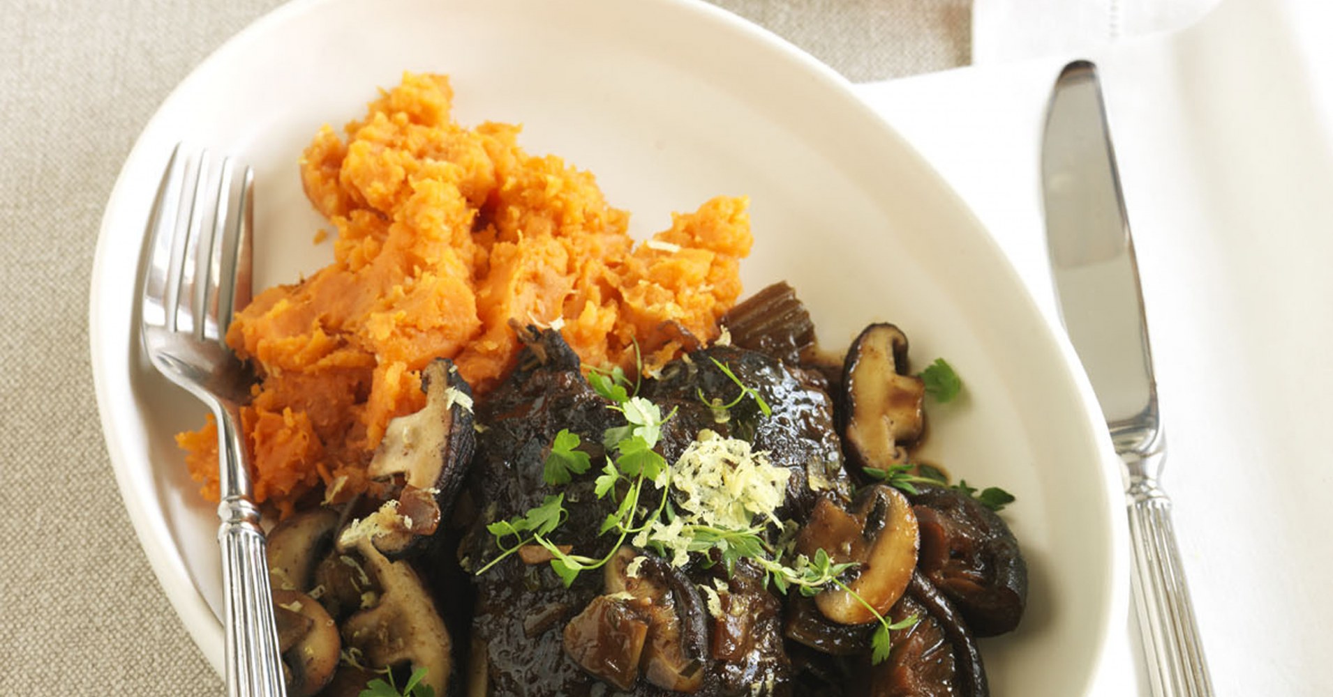 Soy-braised beef cheeks Recipe | myfoodbook | Easy Beef Cheeks recipe idea